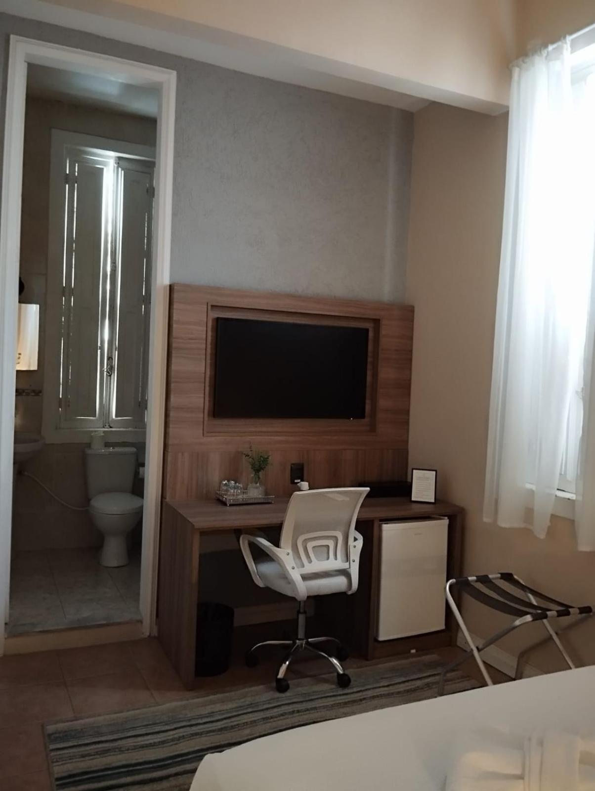 Albergue Casa Luzes Ivn